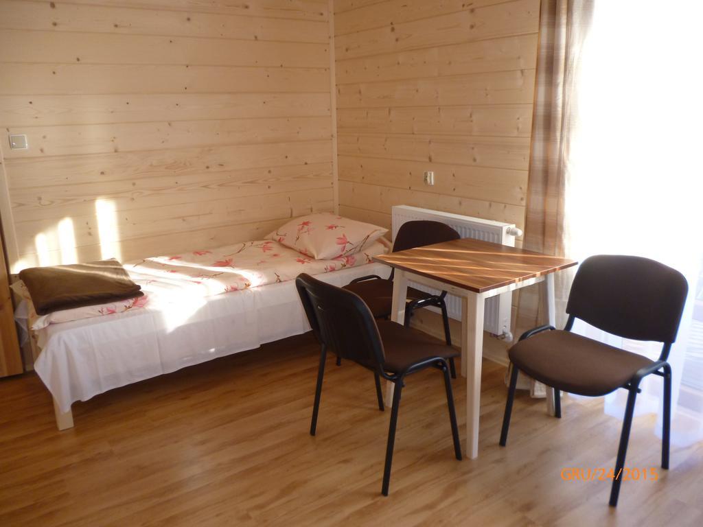 Ludwina Zeglen Pokoje Goscinne Ciche Małe Buitenkant foto